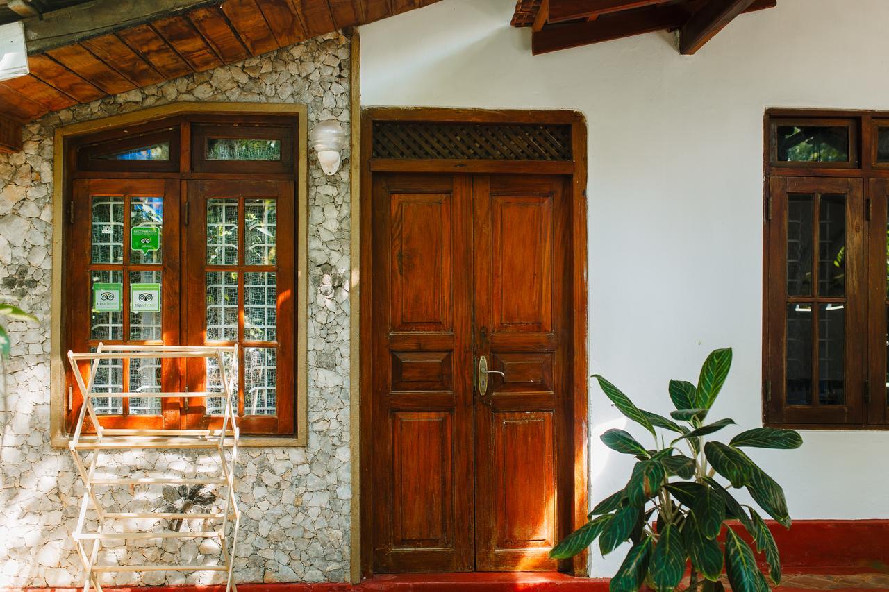 Sunny Family Unawatuna Exterior foto