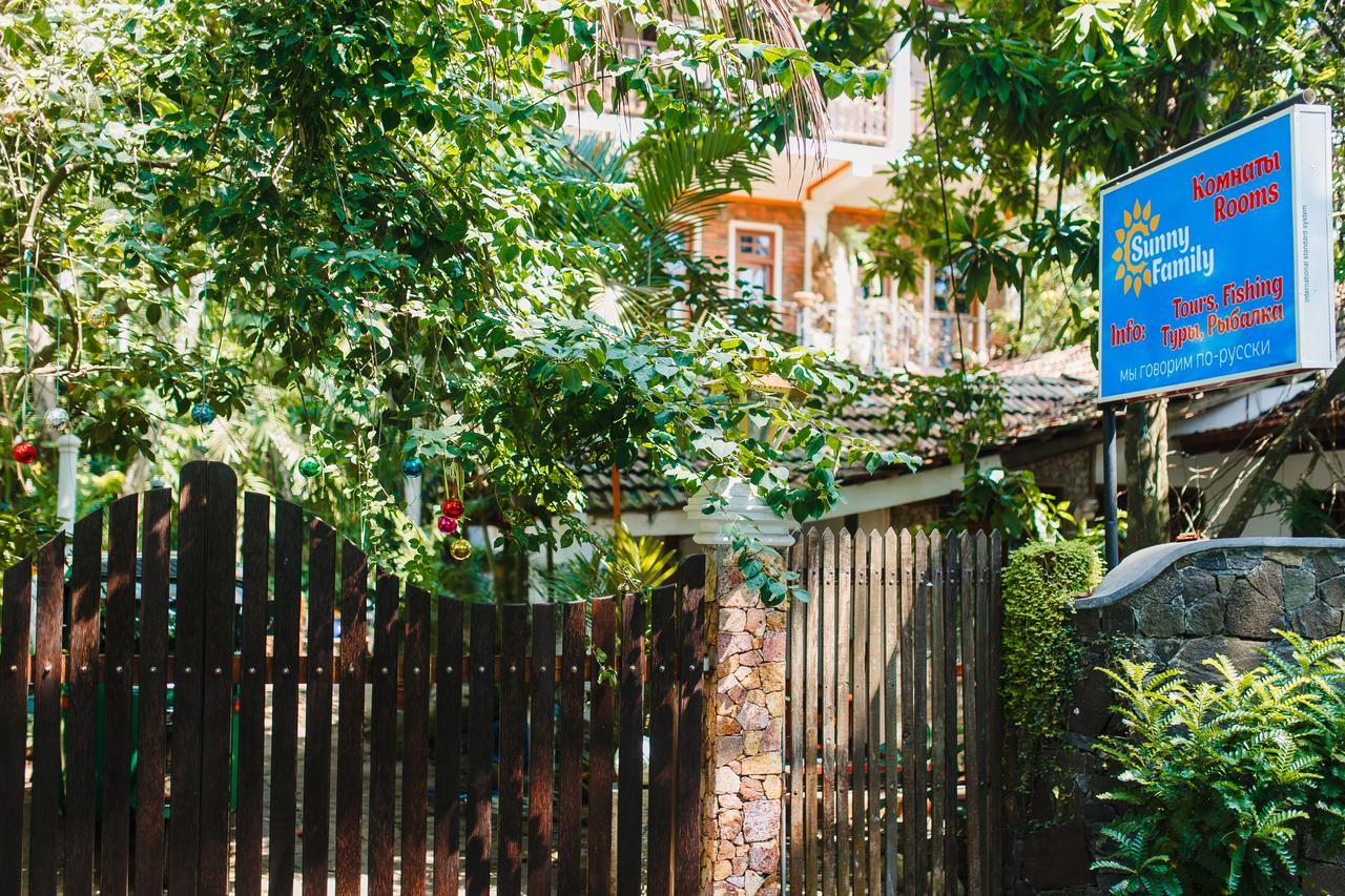 Sunny Family Unawatuna Exterior foto